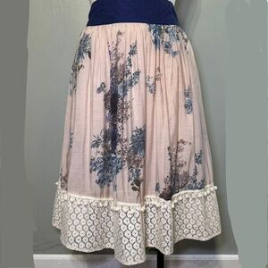 Ryu Boho Floral Pom Pom Tull Layered Skirt Size Large‎ NWT